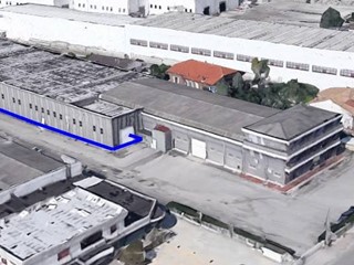 Capannone in Vendita a Tortoreto, 370'000€, 1650 m²