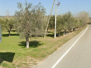 Terreno industriale in Vendita a Castellalto, 135'000€, 2700 m²