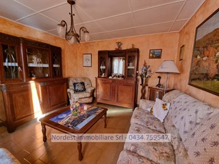 Casa Indipendente in Vendita a Gaiarine, 158'000€, 210 m²