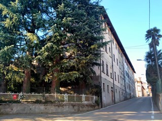 Casa Semi Indipendente in Vendita a Casale Litta, 75'000€, 240 m²