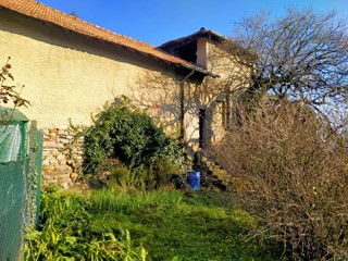 Rustico in Vendita a Casale Litta, 27'000€, 130 m²