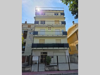 Trilocale in Vendita a Grottammare, 120'000€, 57 m²