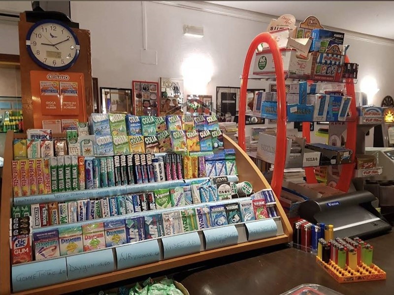 Attività commerciale in Vendita a Folignano, 130'000€, 127 m²