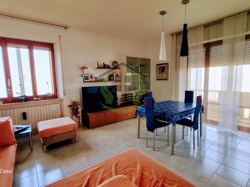 Appartamento in Vendita a Porto San Giorgio, 250'000€, 153 m²