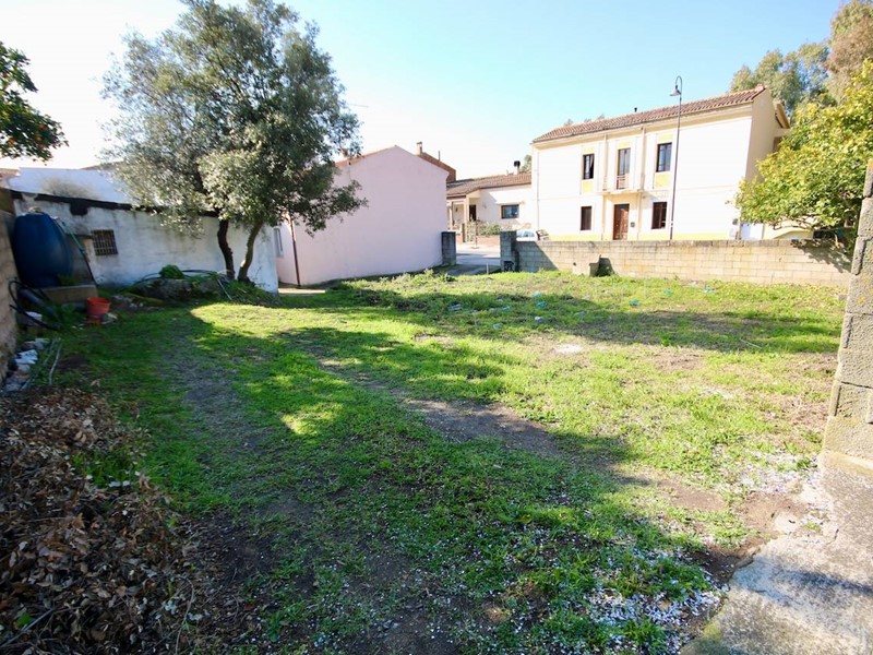 Terreno edificabile in Vendita a Telti, 50'000€, 206 m²