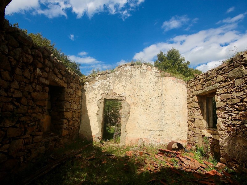 Rustico in Vendita a Sant'Antonio di Gallura, 250'000€, 250 m²