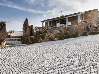 Villa in Vendita a Olbia, 1'600'000€, 317 m²