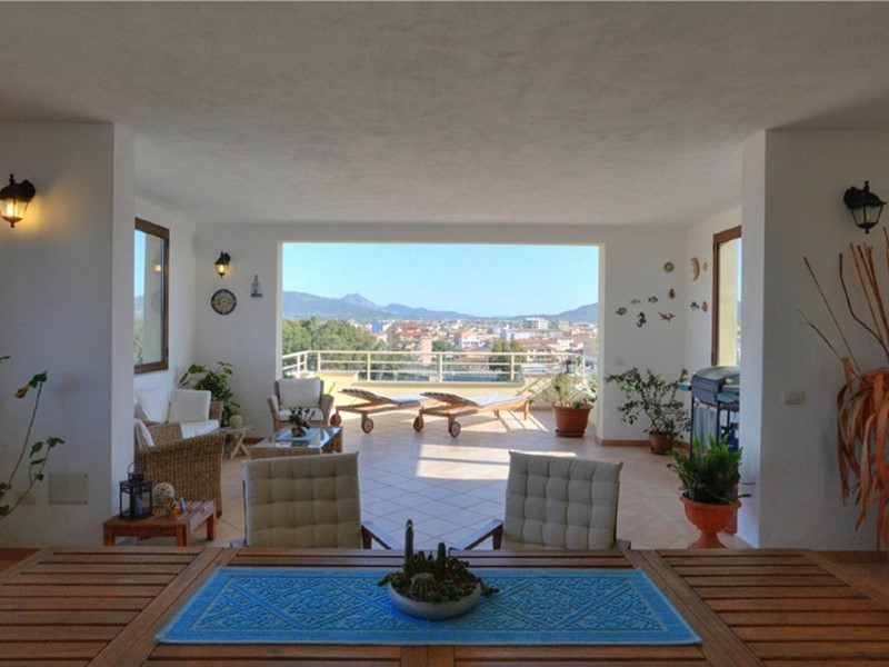 Attico in Vendita a Olbia, 350'000€, 150 m²