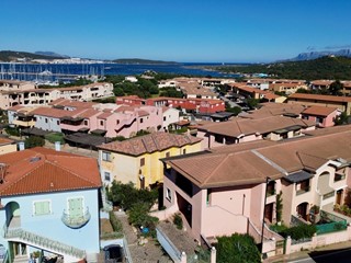 Villetta a schiera in Vendita a Olbia, 320'000€, 150 m²