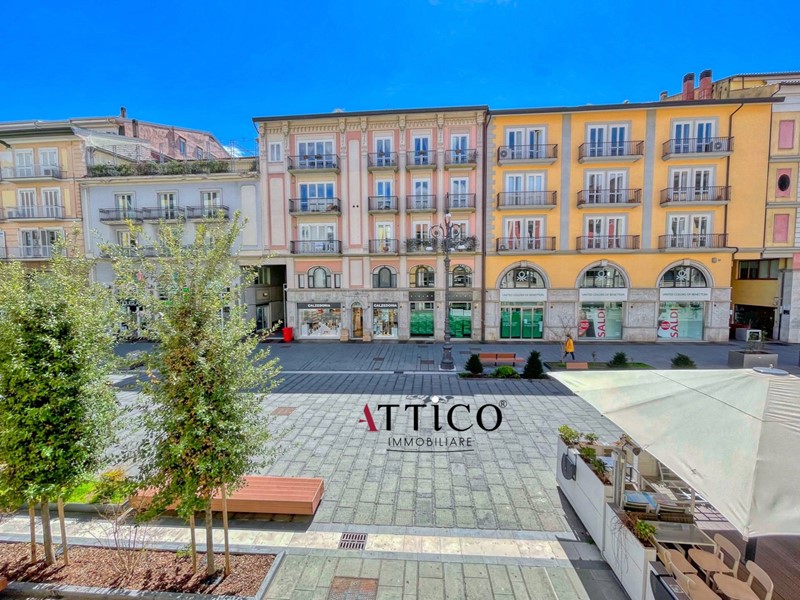 Ufficio in Vendita a Avellino, 110'000&euro;, 50 m²