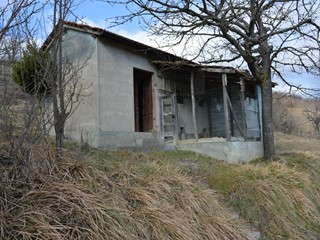 Rustico in Vendita a Cairo Montenotte, 12'000€, 15 m²