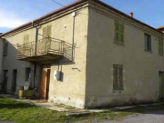 Casa Semi Indipendente in Vendita a Piana Crixia, 70'000€, 160 m²