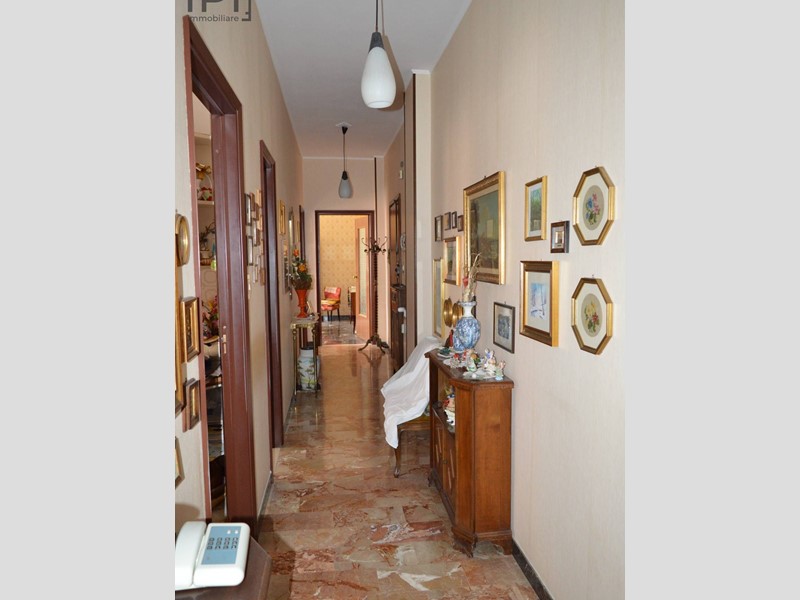 Quadrilocale in Vendita a Cairo Montenotte, 70'000€, 80 m²