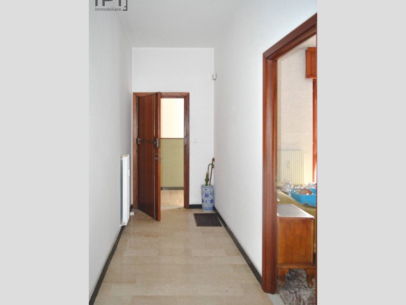 Appartamento in Vendita a Carcare, 85'000€, 85 m²