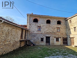 Rustico in Vendita a Saliceto, 70'000€, 300 m²