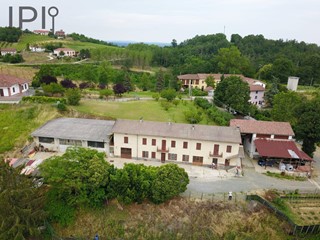 Rustico in Vendita a Cortiglione, 270'000&euro;, 1200 m²