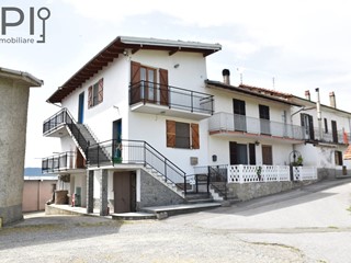Casa Indipendente in Vendita a Spigno Monferrato, 130'000€, 250 m²