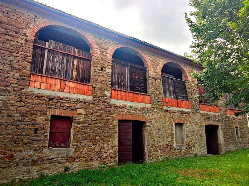 Rustico in Vendita a Roccaverano, 52'000&euro;, 240 m²