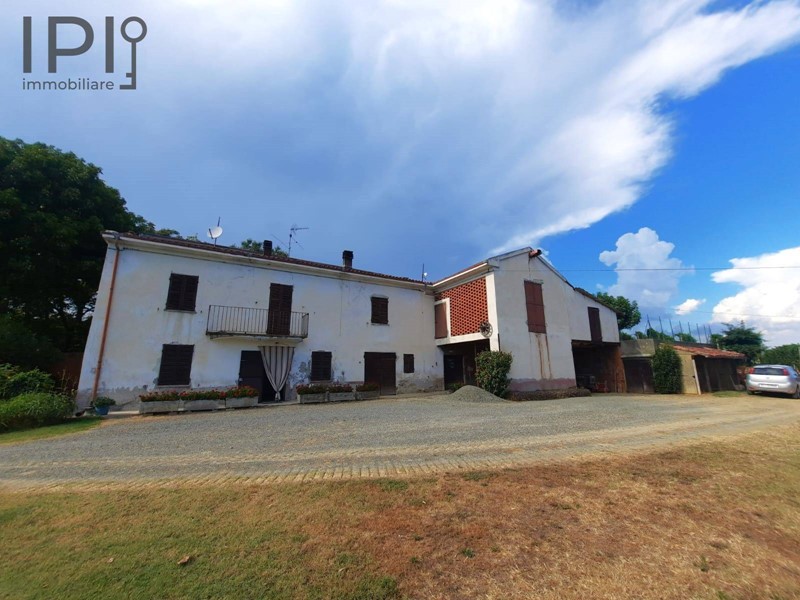 Rustico in Vendita a Quaranti, 660'000€, 500 m²