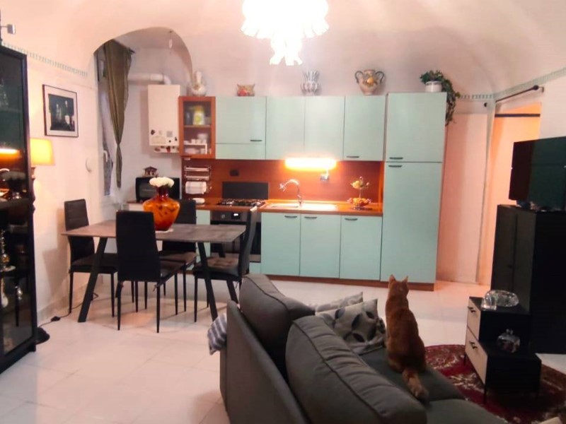 Trilocale in Vendita a Altare, 68'000€, 75 m²