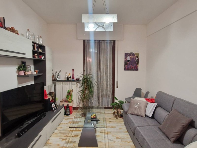 Quadrilocale in Vendita a Cairo Montenotte, 90'000€, 105 m²