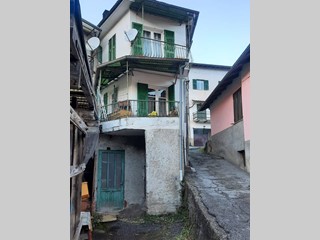 Quadrilocale in Vendita a Murialdo, 20'000€, 75 m²