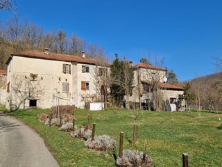 Rustico in Vendita a Piana Crixia, 39'000€, 170 m²