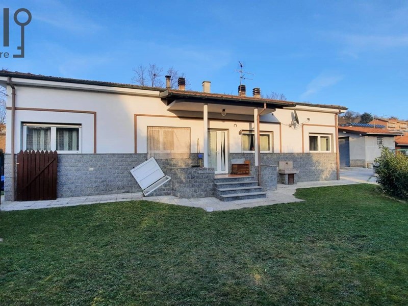 Villa in Vendita a Carcare, 270'000€, 180 m²