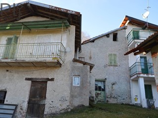 Rustico in Vendita a Murialdo, 50'000€, 150 m²