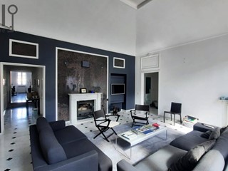 Appartamento in Vendita a Cairo Montenotte, 250'000€, 240 m²