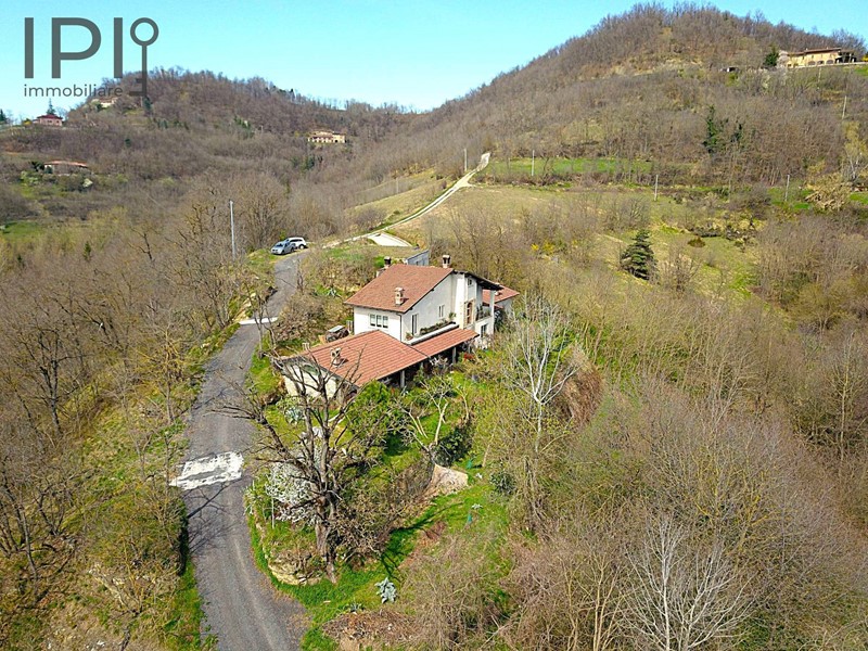 Rustico in Vendita a Ceva, 450'000€, 300 m²