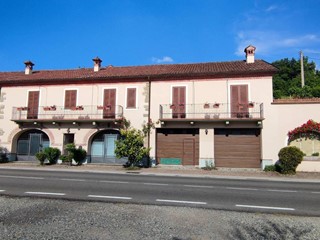 Villa in Vendita a Spigno Monferrato, 300'000€, 300 m²