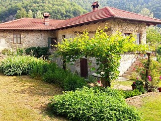 Rustico in Vendita a Roccaverano, 150'000&euro;, 160 m²
