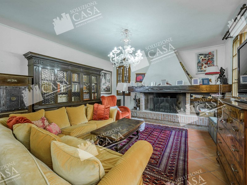 Casa Indipendente in Vendita a Pieve di Cento, 880'000€, 600 m²