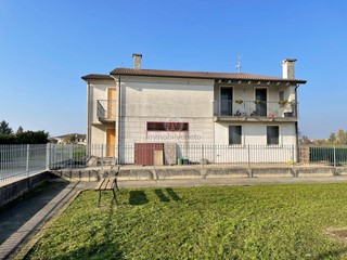 Casa Semi Indipendente in Vendita a Orgiano, 110'000&euro;, 170 m²