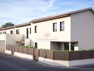 Villetta a schiera in Vendita a Lonigo, 390'000€, 270 m²