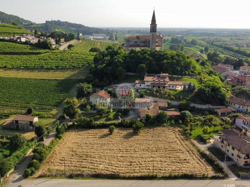 Terreno edificabile in Vendita a Sarego, 230'000€, 4200 m²