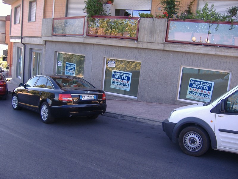 Immobile commerciale in Vendita a Vasto, 150'000&euro;, 130 m²