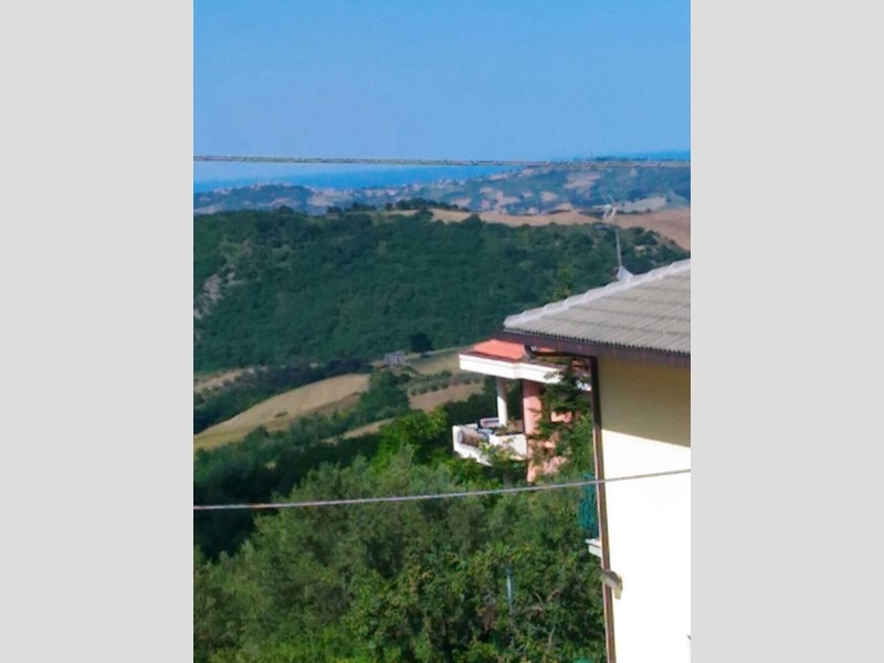 Casa Semi Indipendente in Vendita a Gissi, 120'000€, 140 m²