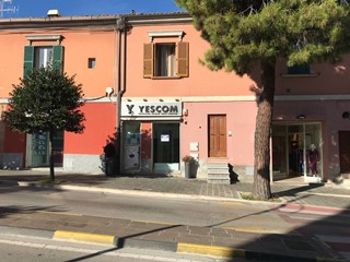 Immobile commerciale in Vendita a Vasto, 149'000€, 80 m²