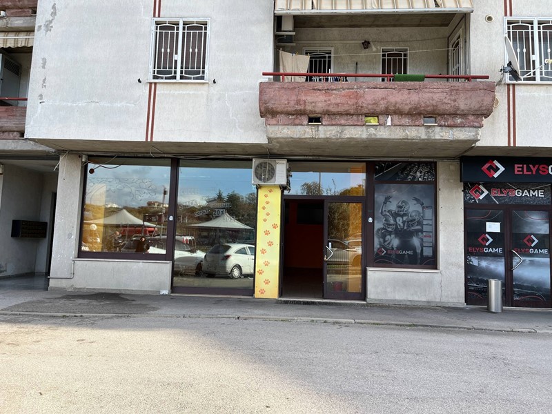 Immobile commerciale in Affitto a Vasto, 850&euro;, 100 m²