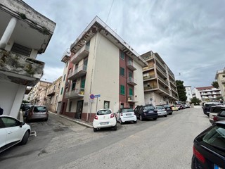 Attività commerciale in Vendita a Vasto, 100'000€, 111 m²