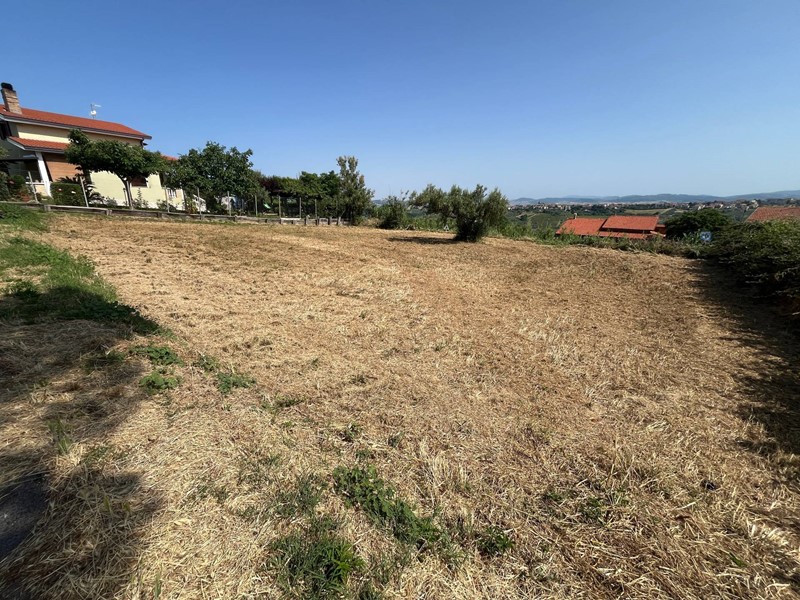 Terreno edificabile in Vendita a Pollutri, 30'000€, 946 m²