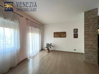 Quadrilocale in Vendita a Sciacca, 135'000&euro;, 160 m²