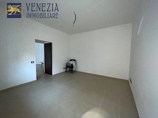 Ufficio in Vendita a Sciacca, 53'000€, 46 m²
