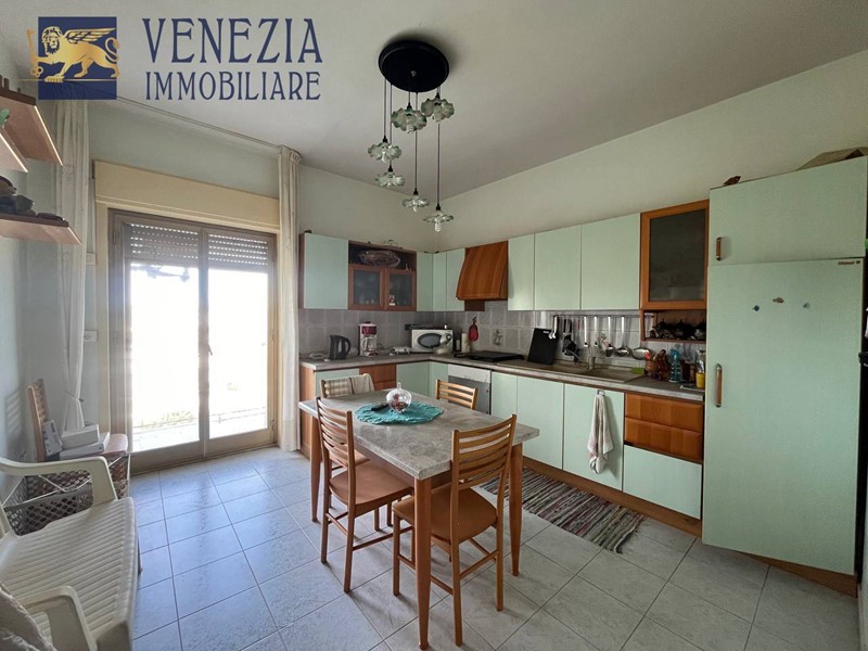 Quadrilocale in Vendita a Sciacca, 132'000€, 155 m²
