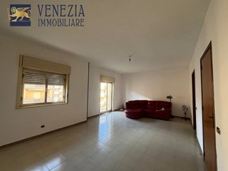 Quadrilocale in Vendita a Sciacca, 130'000€, 140 m²