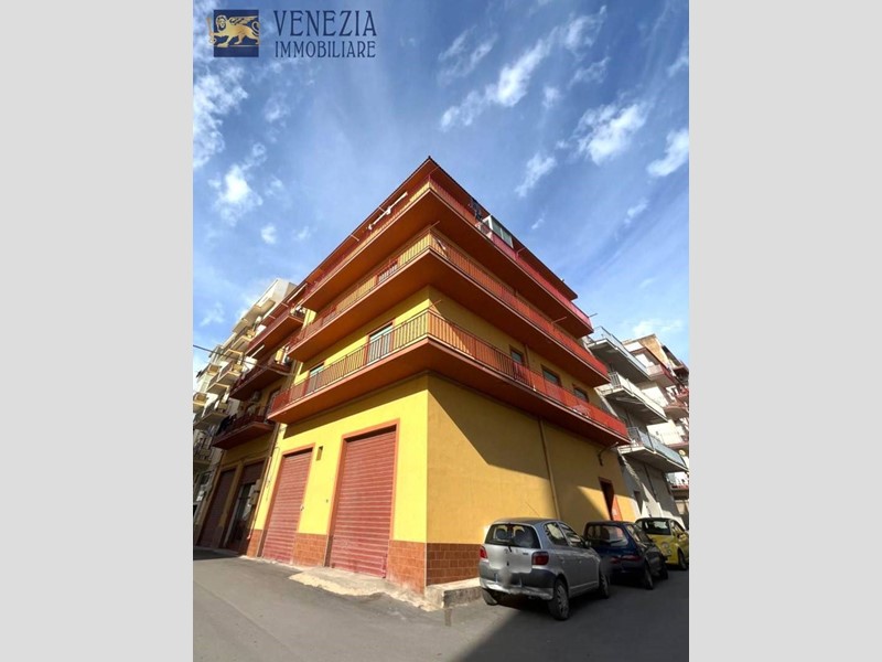 Trilocale in Vendita a Sciacca, 110'000€, 120 m²