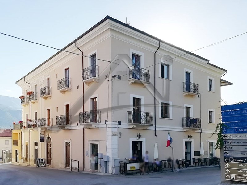 Immobile commerciale in Vendita a San Demetrio ne' Vestini, 60'000€, 330 m²