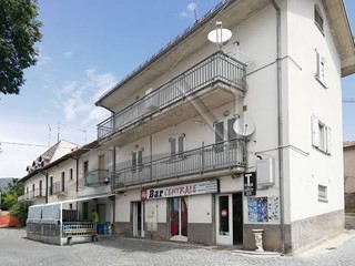 Immobile commerciale in Vendita a L'Aquila, 65'000&euro;, 20 m²